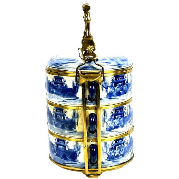 Decorative Reproduction Antique Blue and White 3-Tier Chinese Tiffin/Wedding Box - Picture 4 of 12